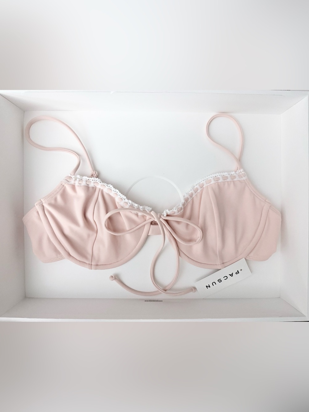 PacSun Beverly & Beck Blush Pink Underwire Bikini Top NWT Size Medium